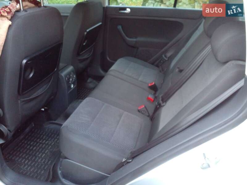 Хэтчбек Volkswagen Golf Plus 2009 в Ровно фото 16 Хэтчбек Volkswagen Golf Plus 2009 в Ровно