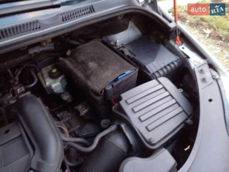 Хэтчбек Volkswagen Golf Plus 2009 в Ровно фото 26 Хэтчбек Volkswagen Golf Plus 2009 в Ровно