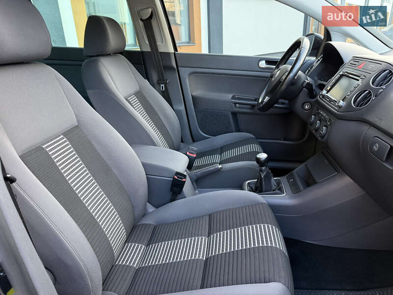 Хэтчбек Volkswagen Golf Plus 2008 в Коломые фото 31 Хэтчбек Volkswagen Golf Plus 2008 в Коломые