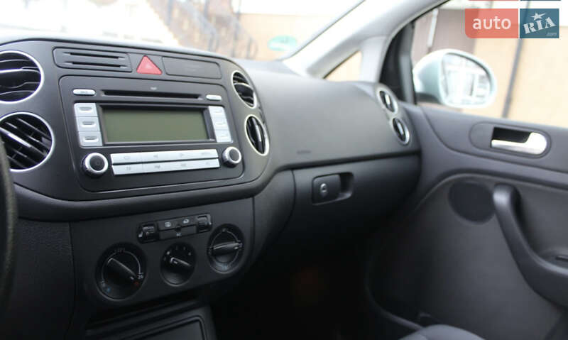 Хэтчбек Volkswagen Golf Plus 2008 в Львове