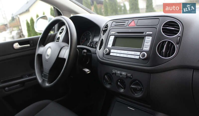 Хэтчбек Volkswagen Golf Plus 2008 в Львове