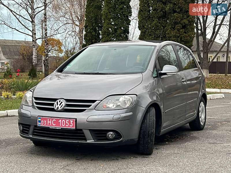 Хетчбек Volkswagen Golf Plus 2008 в Лубнах