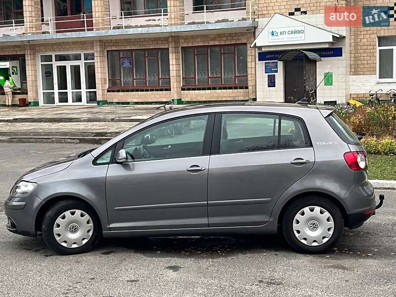 Хетчбек Volkswagen Golf Plus 2008 в Лубнах