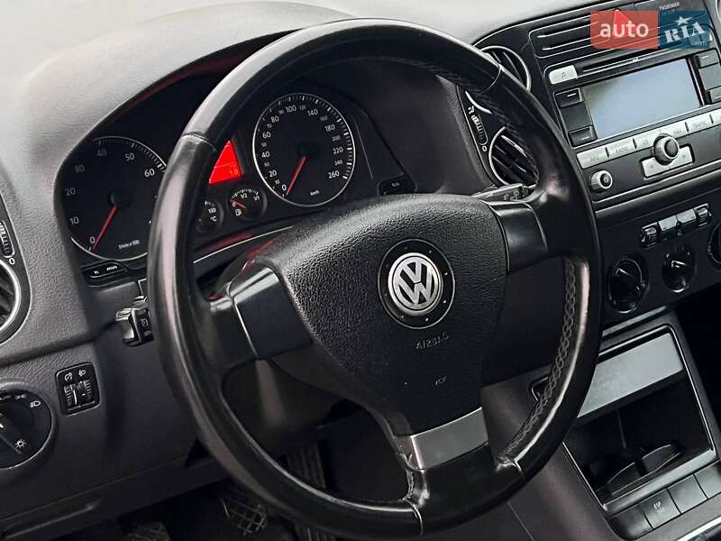 Хетчбек Volkswagen Golf Plus 2008 в Лубнах