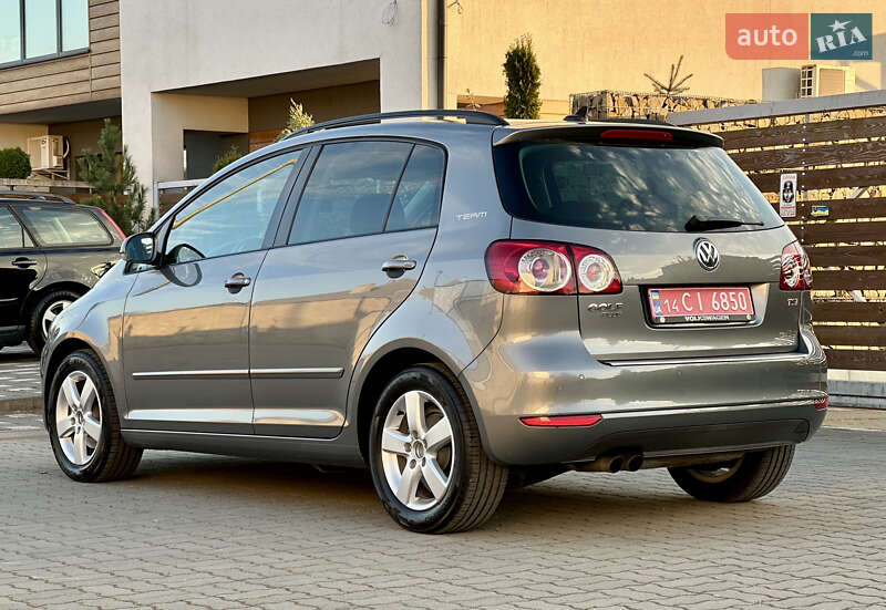 Хэтчбек Volkswagen Golf Plus 2011 в Стрые