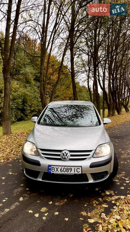 Хэтчбек Volkswagen Golf Plus 2005 в Хмельницком