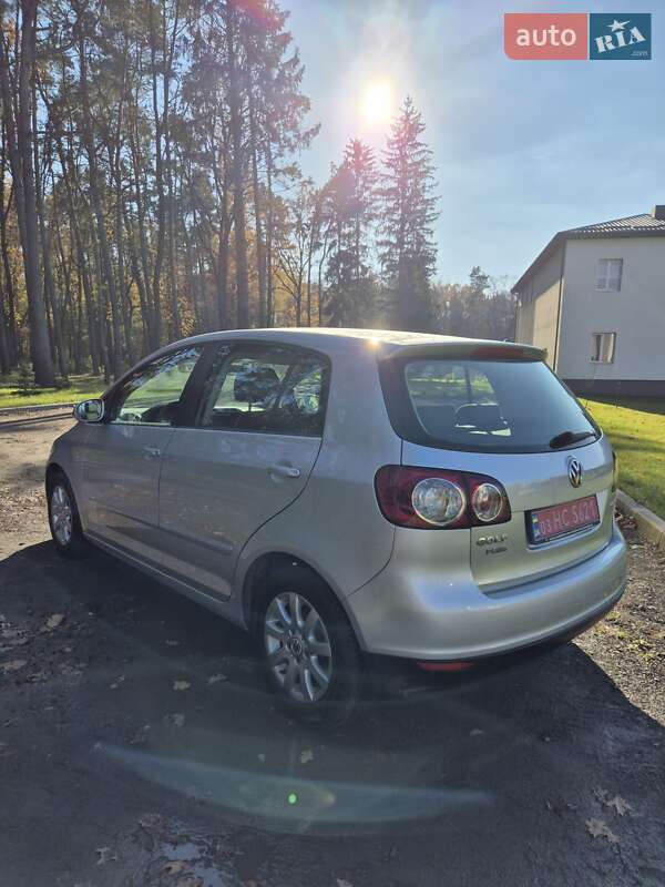 Хэтчбек Volkswagen Golf Plus 2005 в Киверцах