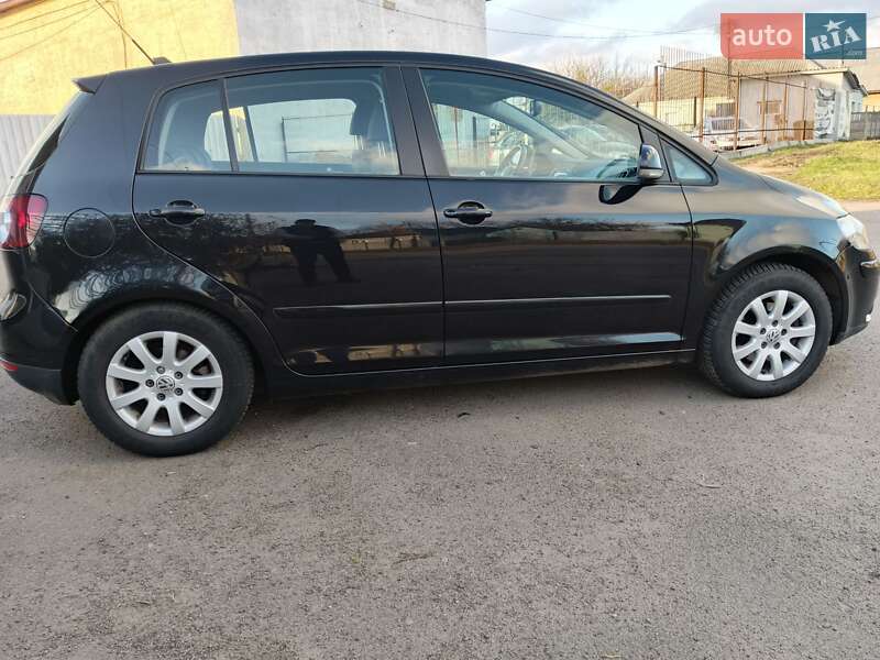 Хэтчбек Volkswagen Golf Plus 2009 в Прилуках
