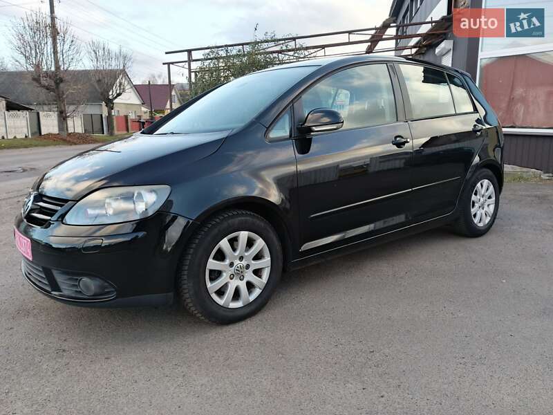 Хэтчбек Volkswagen Golf Plus 2009 в Прилуках