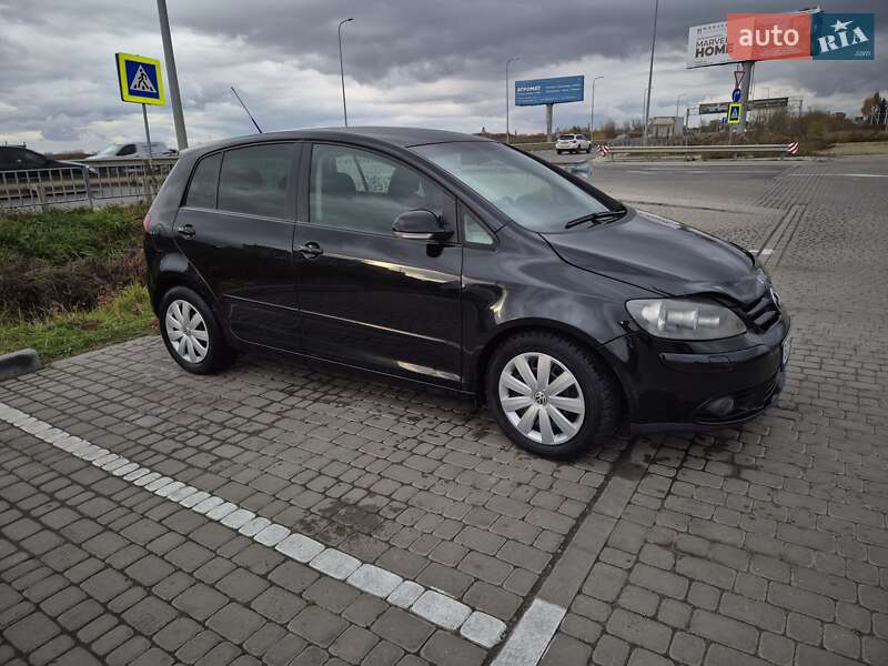 Хэтчбек Volkswagen Golf Plus 2007 в Львове