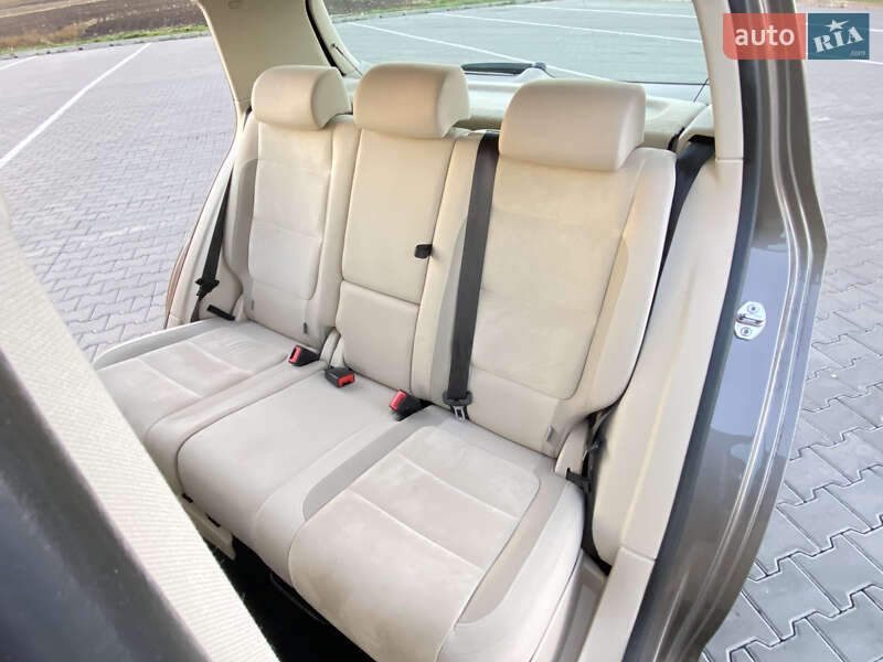 Хэтчбек Volkswagen Golf Plus 2010 в Луцке фото 27 Хэтчбек Volkswagen Golf Plus 2010 в Луцке