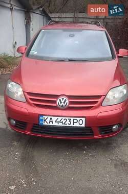 Хэтчбек Volkswagen Golf Plus 2008 в Киеве