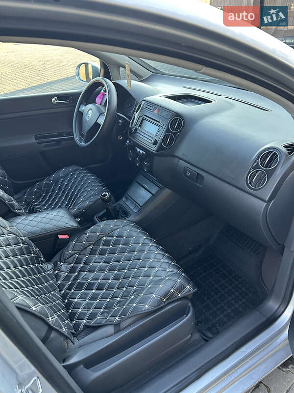 Хэтчбек Volkswagen Golf Plus 2005 в Холодноводке фото 2 Хэтчбек Volkswagen Golf Plus 2005 в Холодноводке