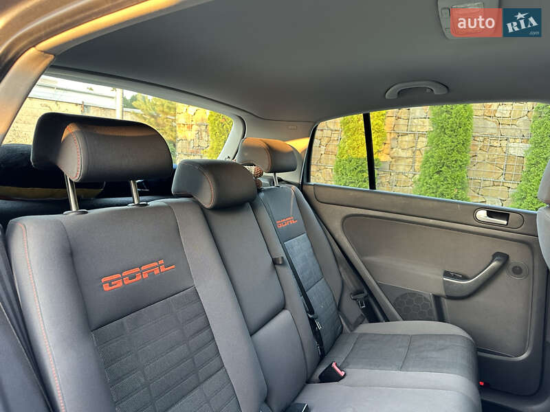 Хэтчбек Volkswagen Golf Plus 2006 в Стрые