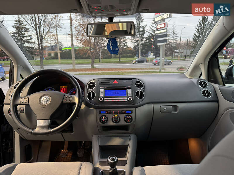 Хэтчбек Volkswagen Golf Plus 2009 в Луцке