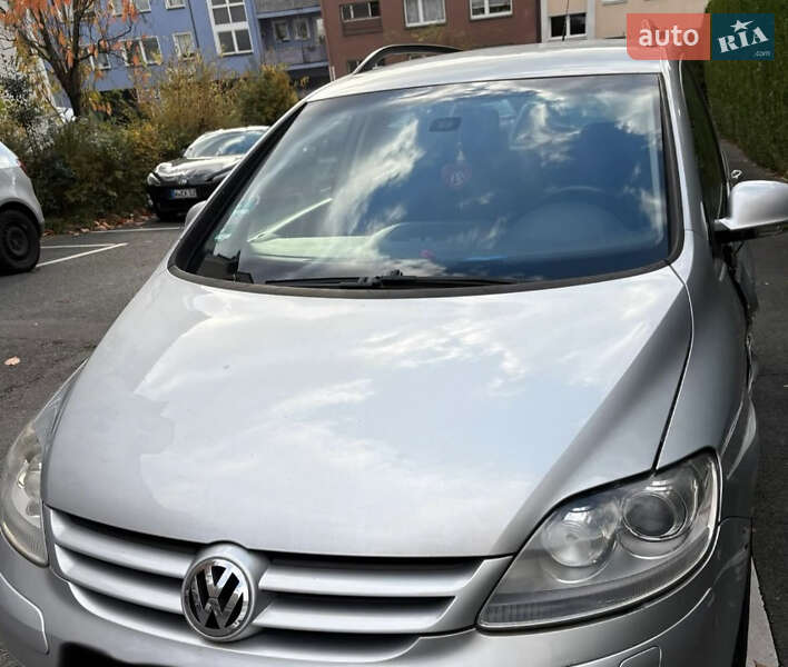 Хэтчбек Volkswagen Golf Plus 2008 в Луцке фото 3 Хэтчбек Volkswagen Golf Plus 2008 в Луцке