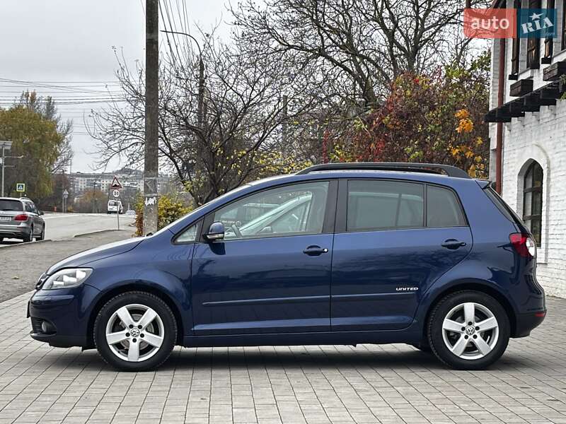 Хэтчбек Volkswagen Golf Plus 2009 в Красилове