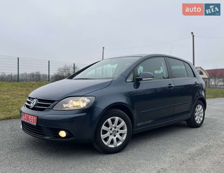 Хэтчбек Volkswagen Golf Plus 2007 в Звягеле фото 9 Хэтчбек Volkswagen Golf Plus 2007 в Звягеле