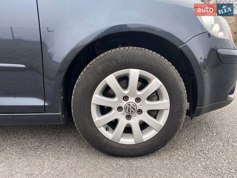 Хэтчбек Volkswagen Golf Plus 2007 в Звягеле фото 13 Хэтчбек Volkswagen Golf Plus 2007 в Звягеле