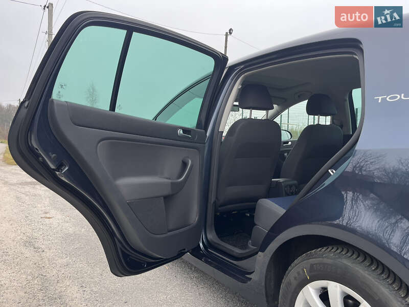 Хэтчбек Volkswagen Golf Plus 2007 в Звягеле фото 28 Хэтчбек Volkswagen Golf Plus 2007 в Звягеле