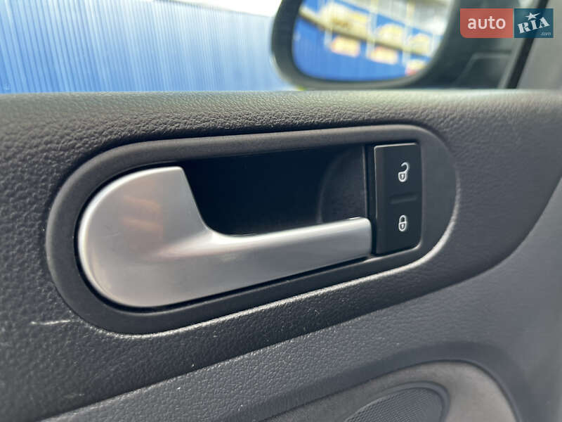 Хэтчбек Volkswagen Golf Plus 2007 в Мукачево