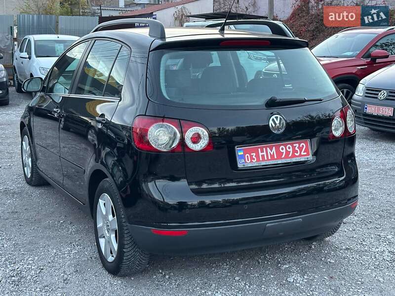 Хэтчбек Volkswagen Golf Plus 2008 в Каменском