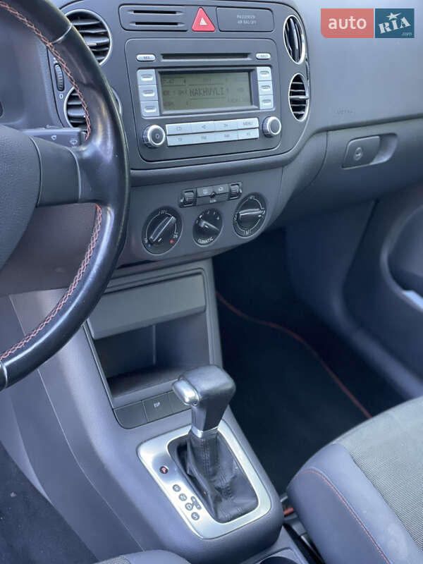 Хетчбек Volkswagen Golf Plus 2007 в Корсунь-Шевченківському фото 19 Хетчбек Volkswagen Golf Plus 2007 в Корсунь-Шевченківському