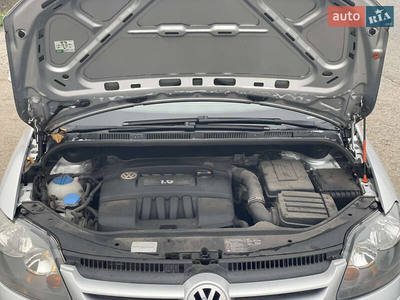 Хетчбек Volkswagen Golf Plus 2007 в Корсунь-Шевченківському фото 23 Хетчбек Volkswagen Golf Plus 2007 в Корсунь-Шевченківському