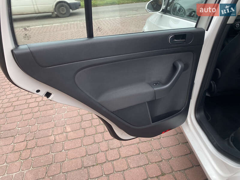 Хетчбек Volkswagen Golf Plus 2011 в Хмельницькому