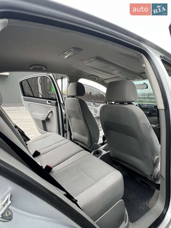 Хетчбек Volkswagen Golf Plus 2005 в Могилів-Подільському