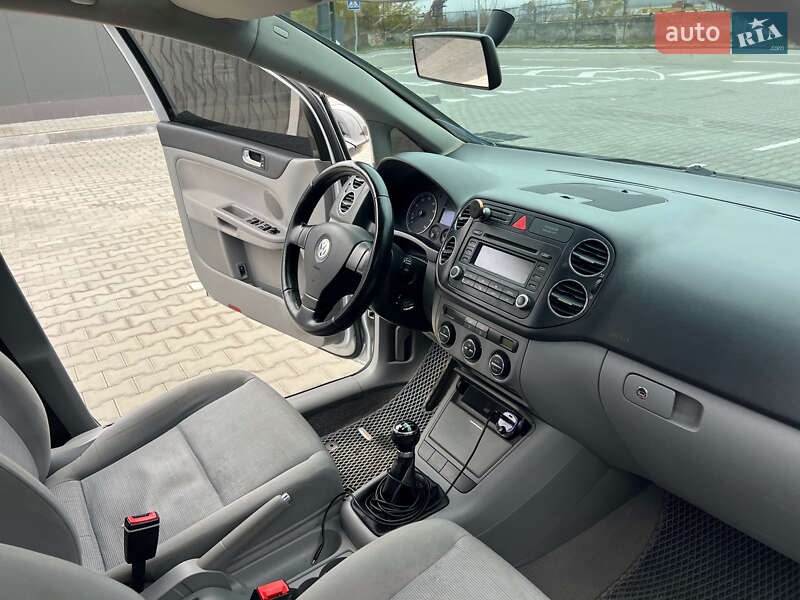 Хетчбек Volkswagen Golf Plus 2005 в Могилів-Подільському