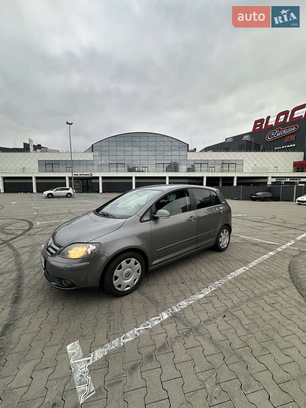 Хэтчбек Volkswagen Golf Plus 2006 в Киеве фото 3 Хэтчбек Volkswagen Golf Plus 2006 в Киеве