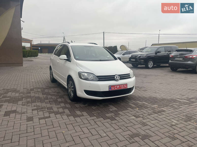 Хэтчбек Volkswagen Golf Plus 2010 в Виноградове
