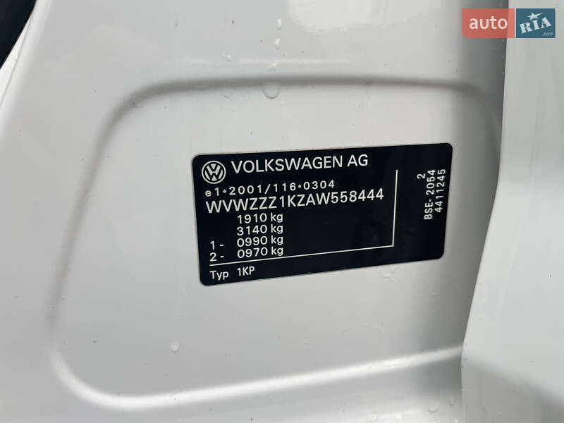 Хэтчбек Volkswagen Golf Plus 2010 в Виноградове