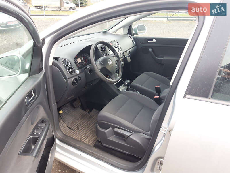 Хэтчбек Volkswagen Golf Plus 2008 в Луцке