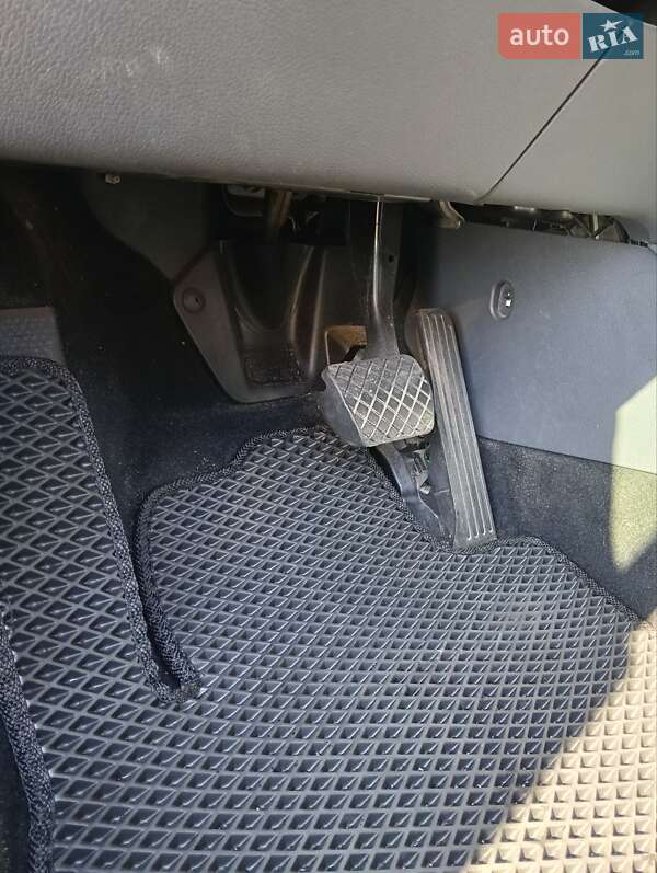 Хэтчбек Volkswagen Golf Plus 2008 в Житомире