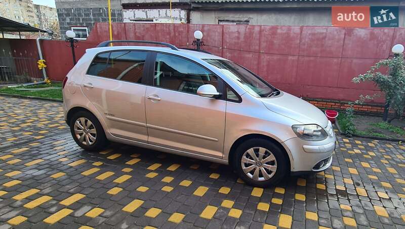 Хэтчбек Volkswagen Golf Plus 2008 в Черкассах