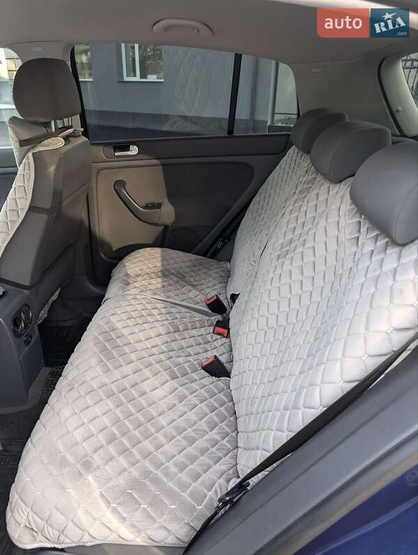 Хетчбек Volkswagen Golf Plus 2005 в Звягелі