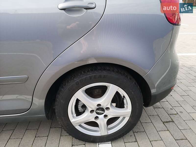 Хэтчбек Volkswagen Golf Plus 2008 в Калуше