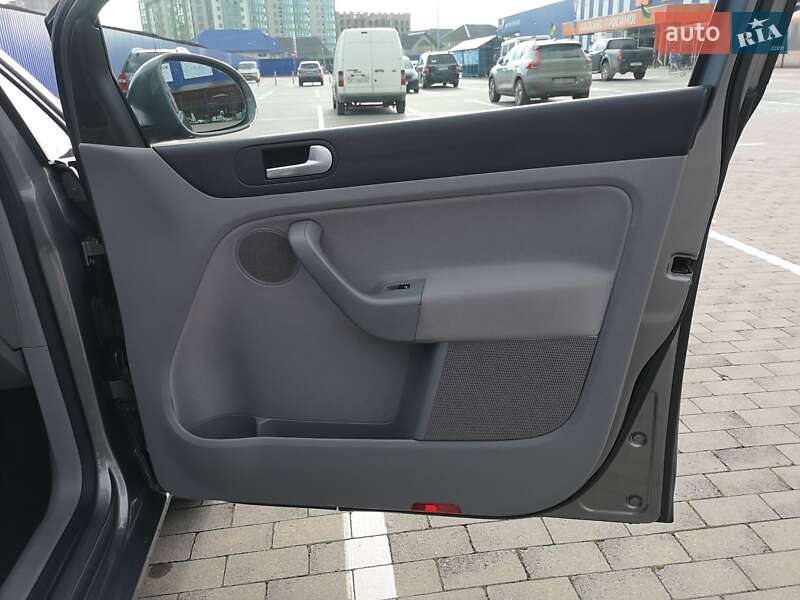 Хэтчбек Volkswagen Golf Plus 2008 в Калуше