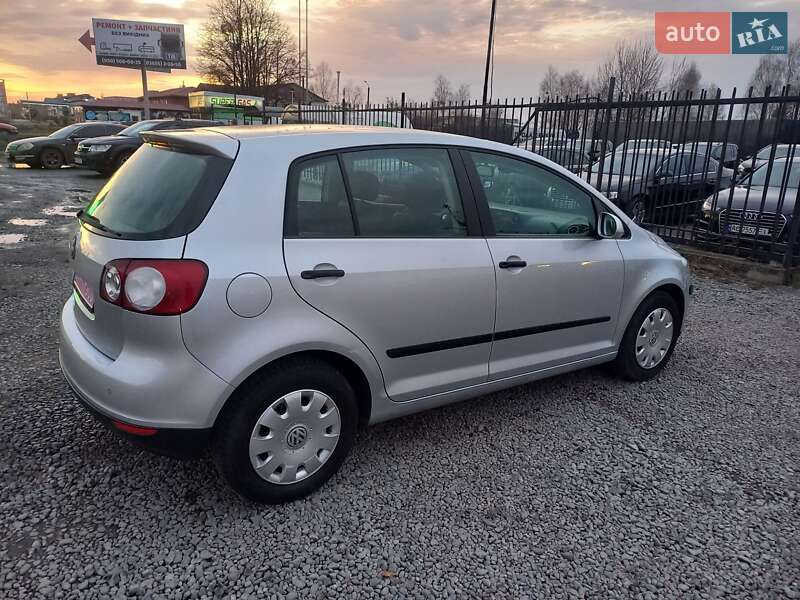 Хетчбек Volkswagen Golf Plus 2006 в Рівному