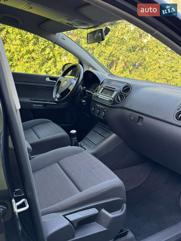Хэтчбек Volkswagen Golf Plus 2006 в Дубно фото 16 Хэтчбек Volkswagen Golf Plus 2006 в Дубно