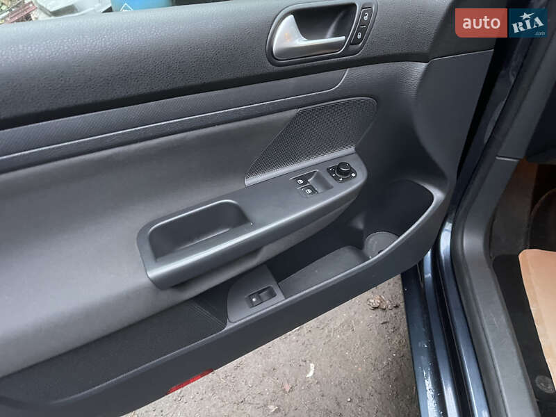 Хэтчбек Volkswagen Golf Plus 2010 в Луцке