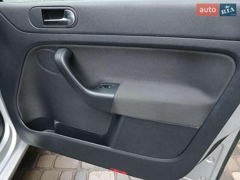 Хетчбек Volkswagen Golf Plus 2011 в Ходореві