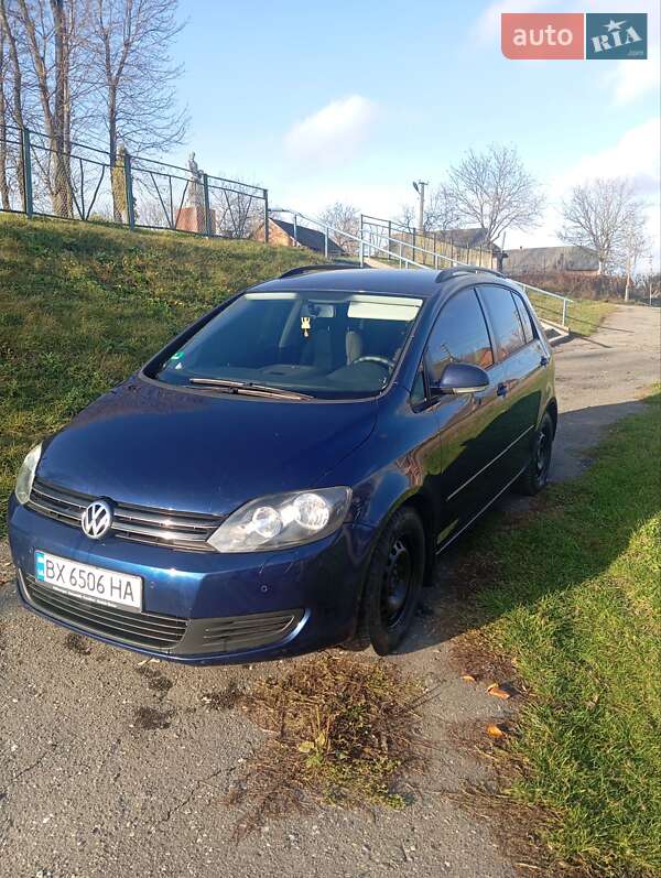 Хетчбек Volkswagen Golf Plus 2010 в Хмельницькому фото Хетчбек Volkswagen Golf Plus 2010 в Хмельницькому