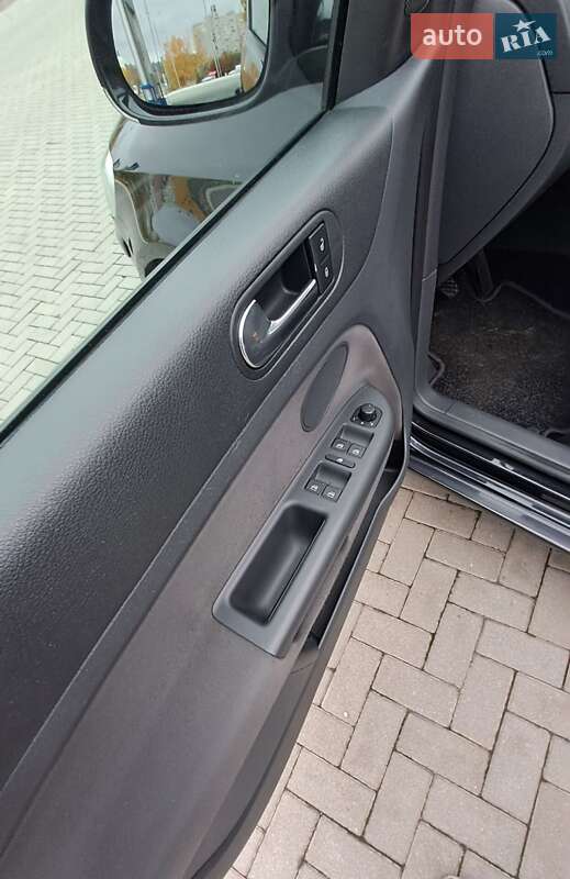 Хетчбек Volkswagen Golf Plus 2007 в Запоріжжі