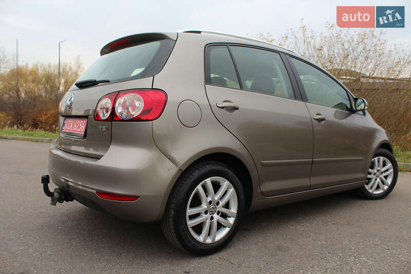 Хэтчбек Volkswagen Golf Plus 2010 в Дрогобыче