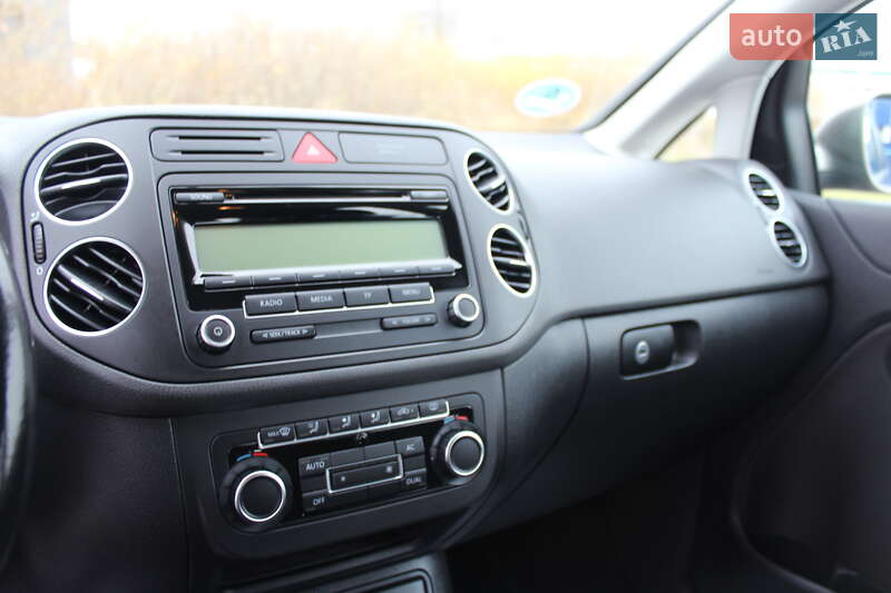 Хэтчбек Volkswagen Golf Plus 2010 в Дрогобыче