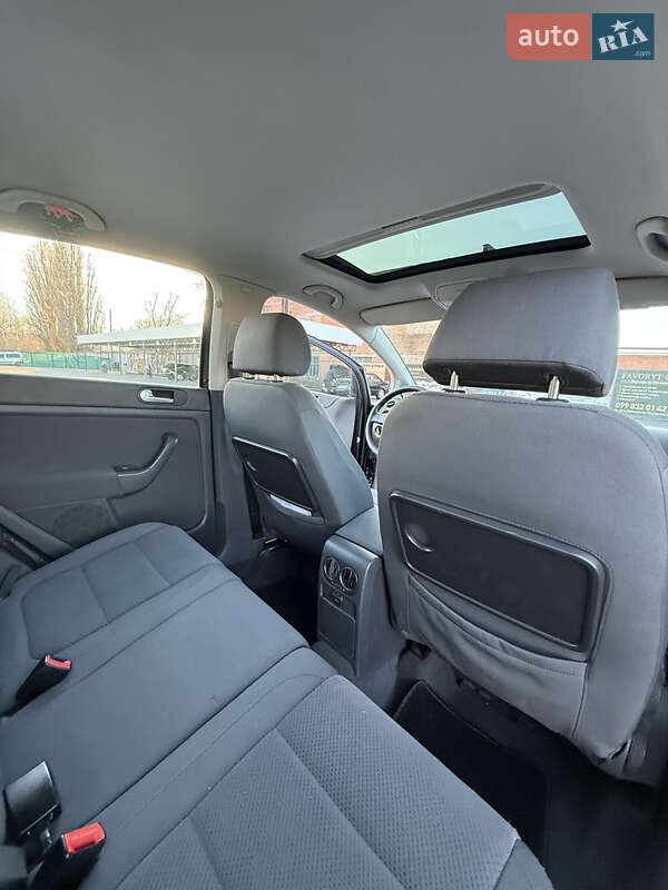 Хэтчбек Volkswagen Golf Plus 2006 в Лубнах