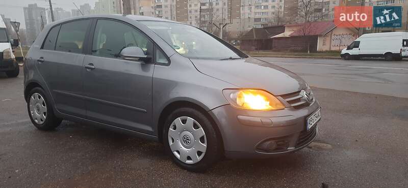 Хэтчбек Volkswagen Golf Plus 2006 в Киеве